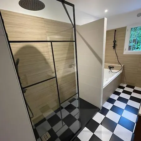 La Belle De Thau ! ヴィラ *